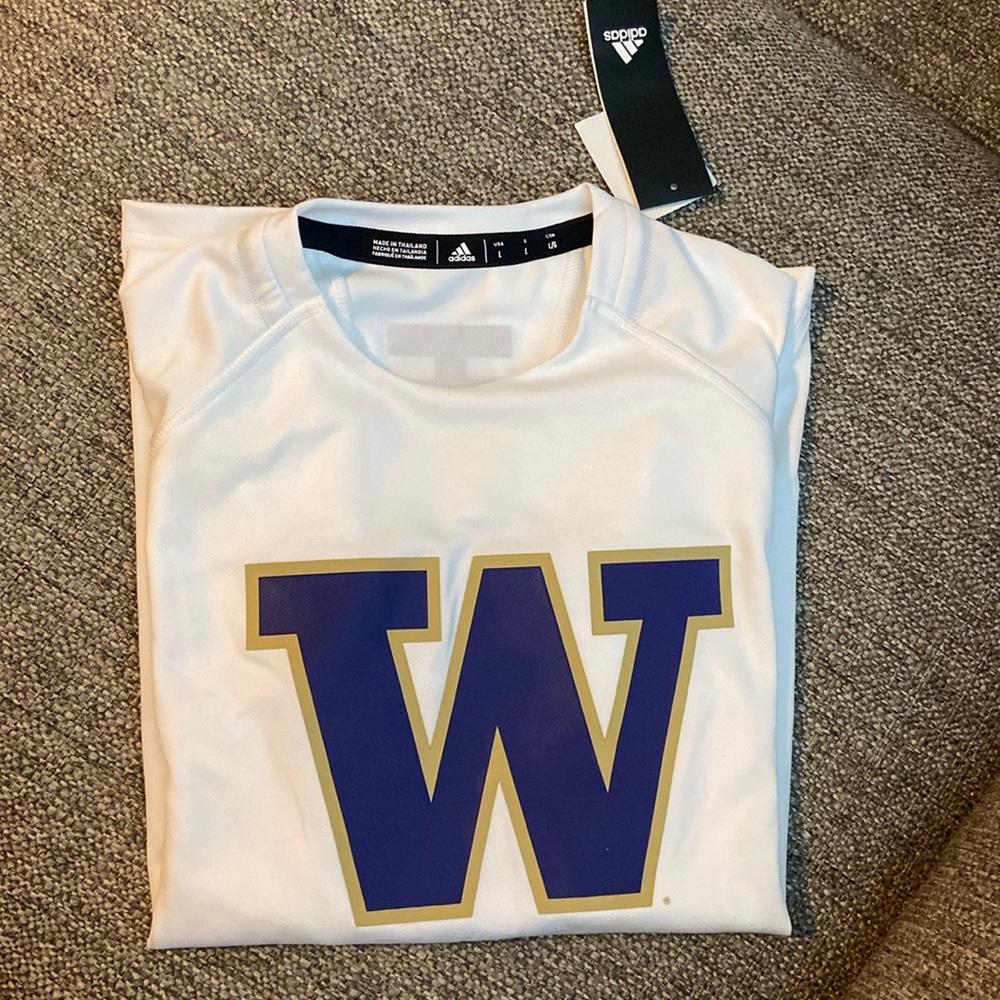 UW Huskies Tech Tee